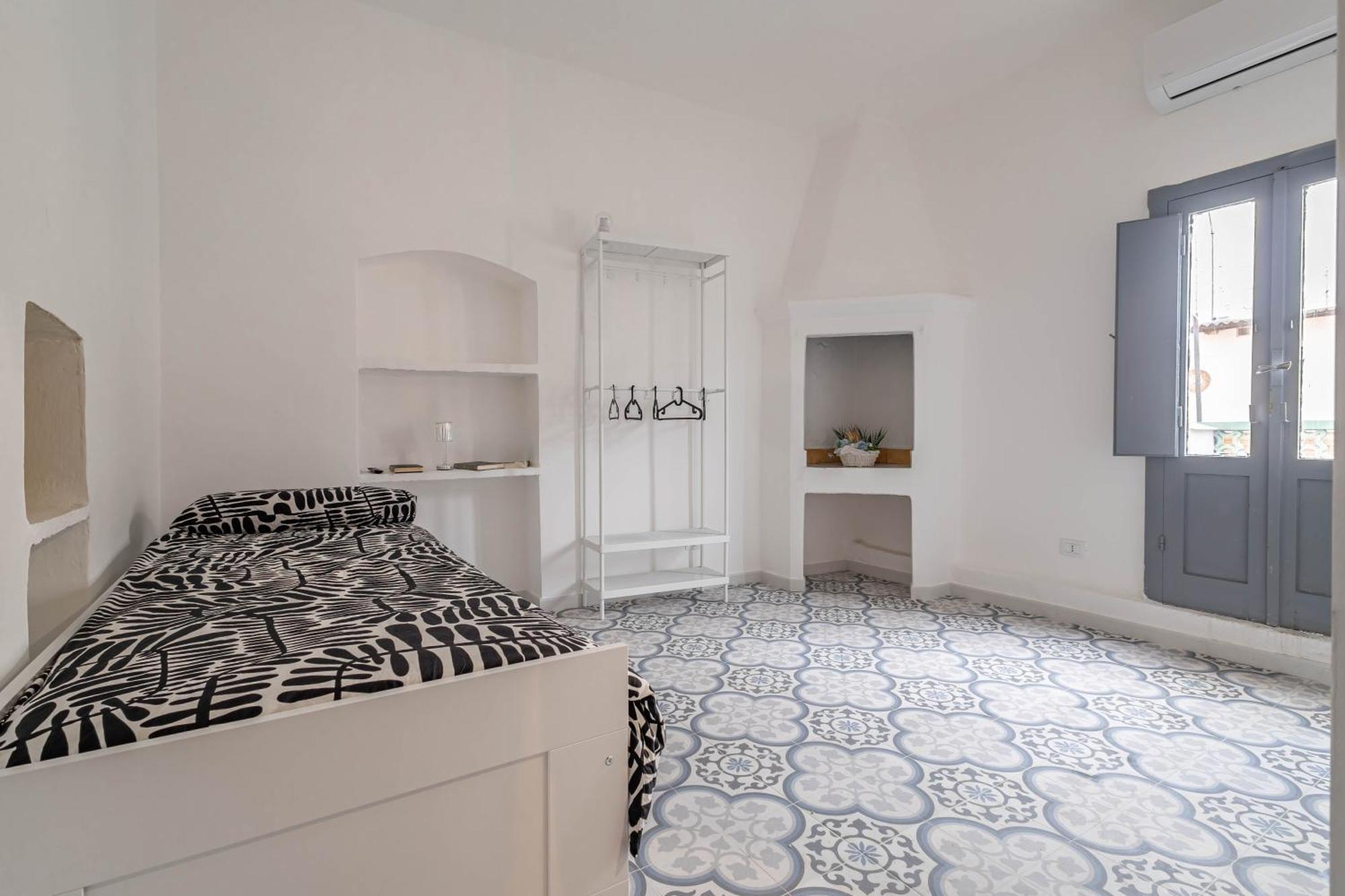 Ferienwohnung U Paradise - Intero Apt - Vicino Bari Valenzano Exterior foto